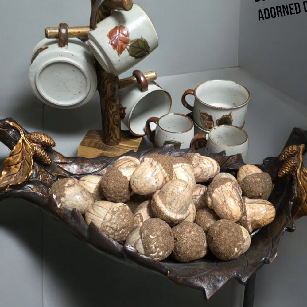 Beautiful Fall Acorn Decor Set